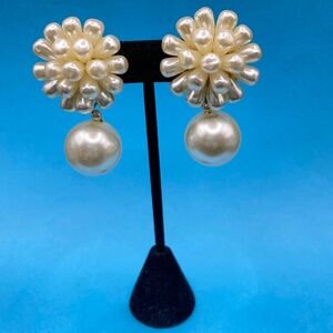 Clip-On Cluster Faux Pearl Dangle Earrings Vintage Grannycore Church Lady 2"